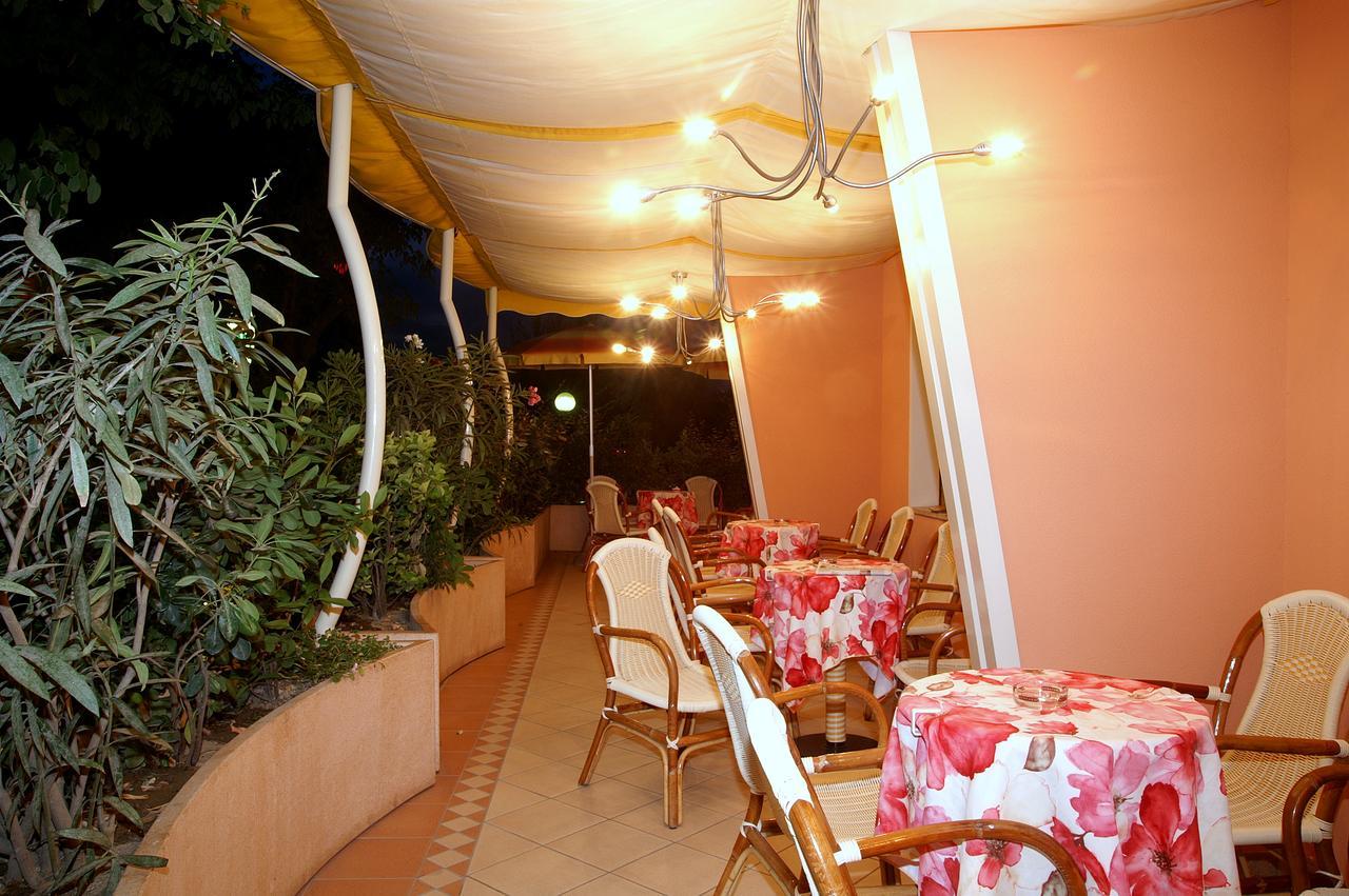 Hotel Joli Cesenatico Εξωτερικό φωτογραφία